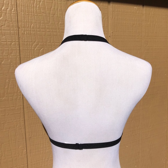 Strappy Chest Halter multiple sizes - Picture 2 of 2